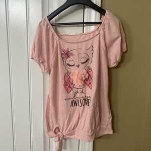 Pink short sleeve shirt with owl